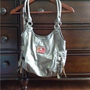 Rossetti vintage 90’s Metallic silver handbag with storage.